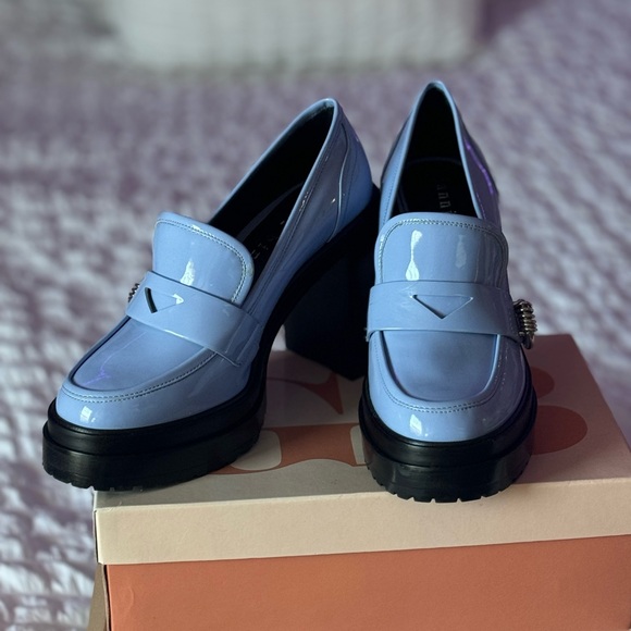 Gianni Bini Lavender Blue Thick Heels - Picture 2 of 4